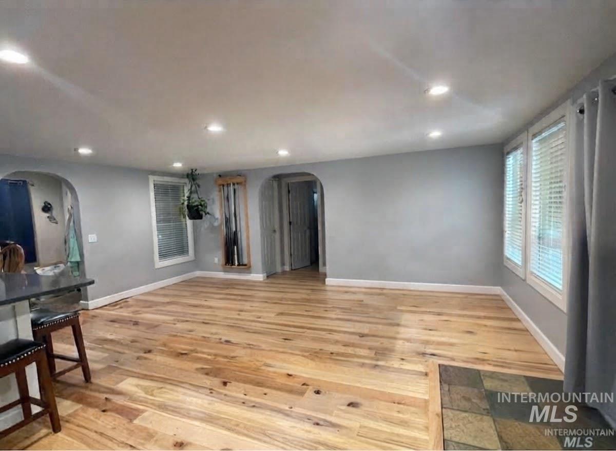 1025 Meadows Rd