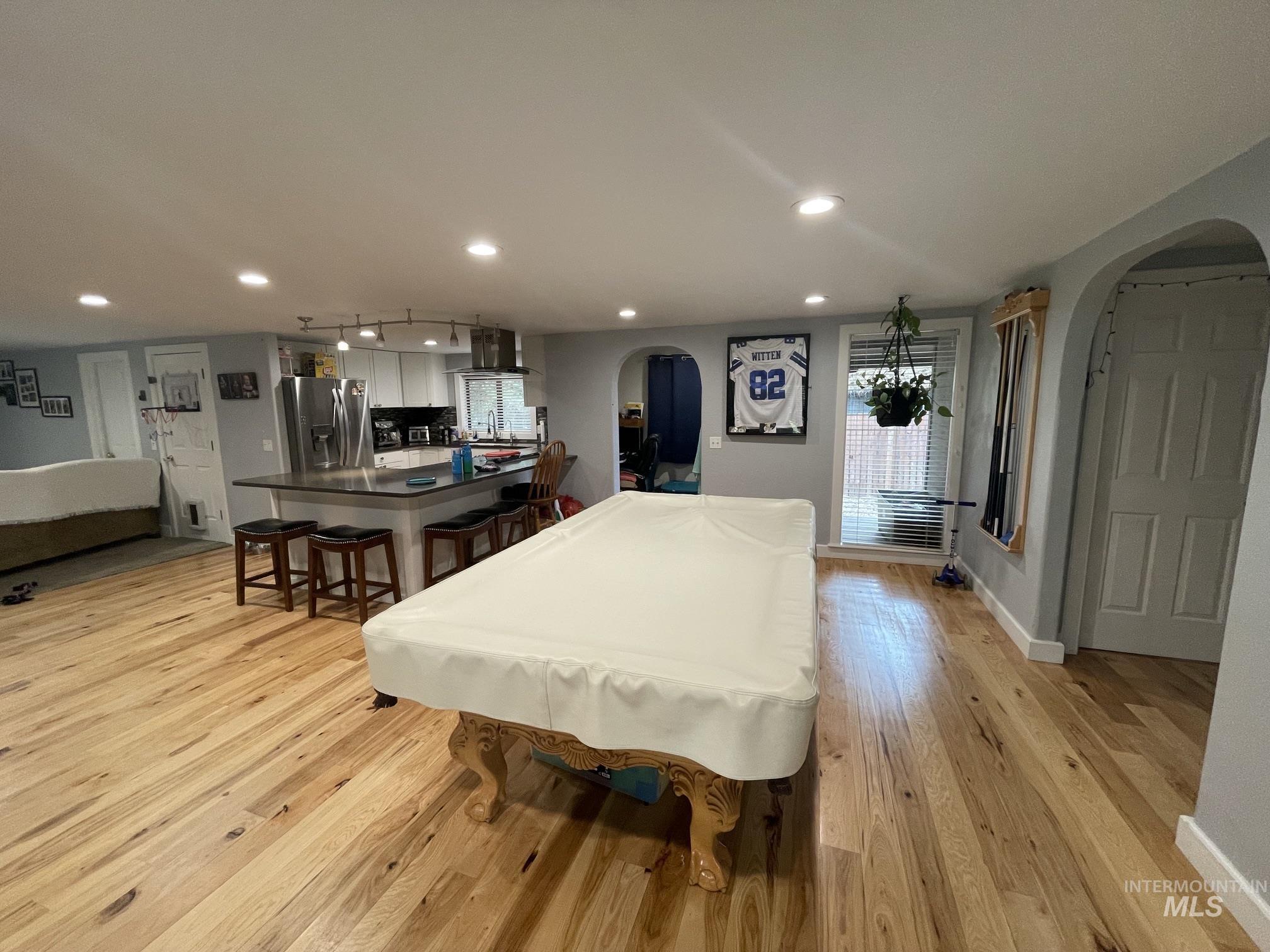 1025 Meadows Rd