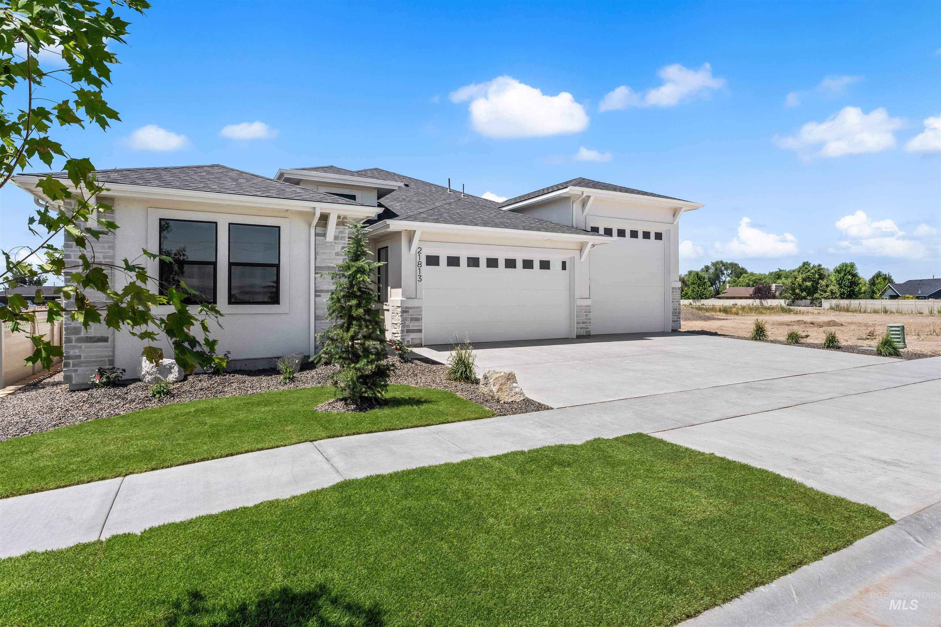 360 N Hunter Creek Ave
