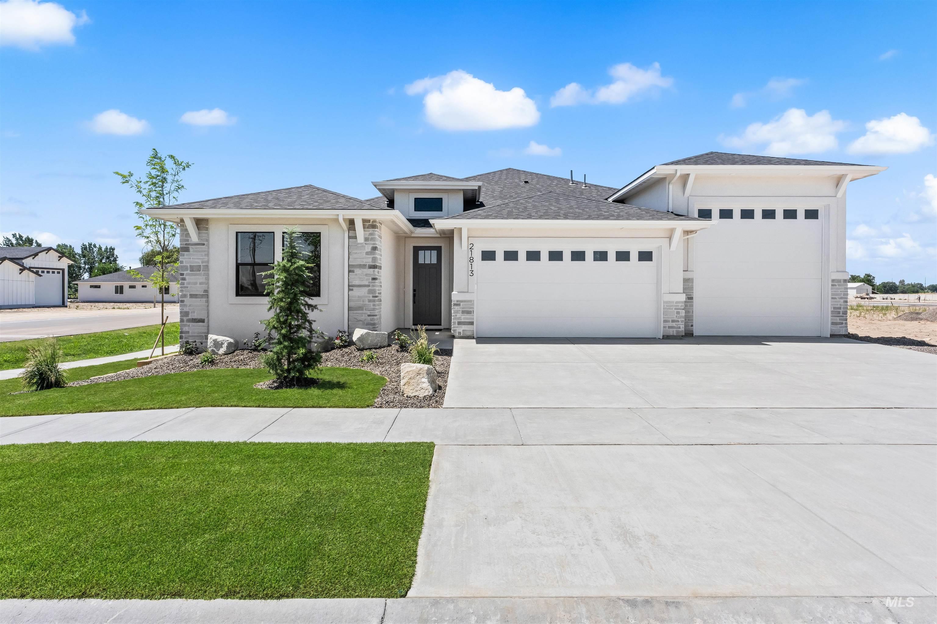 360 N Hunter Creek Ave