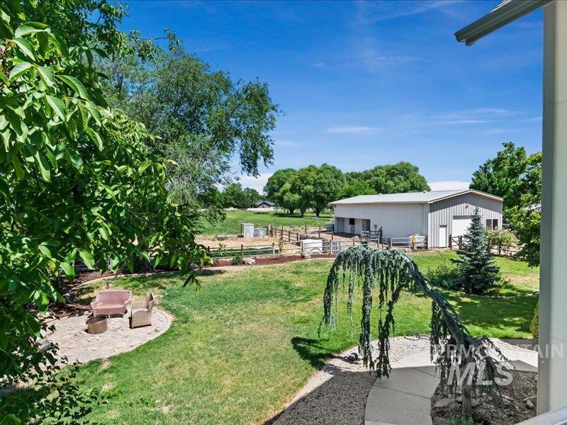 3040 N Duane Dr