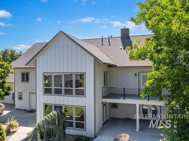 3040 N Duane Dr