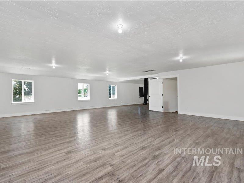 3040 N Duane Dr
