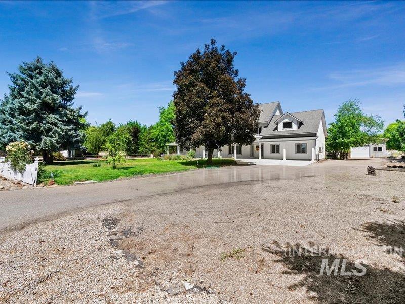 3040 N Duane Dr