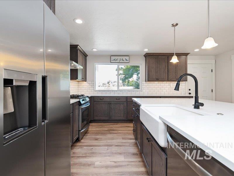 3040 N Duane Dr