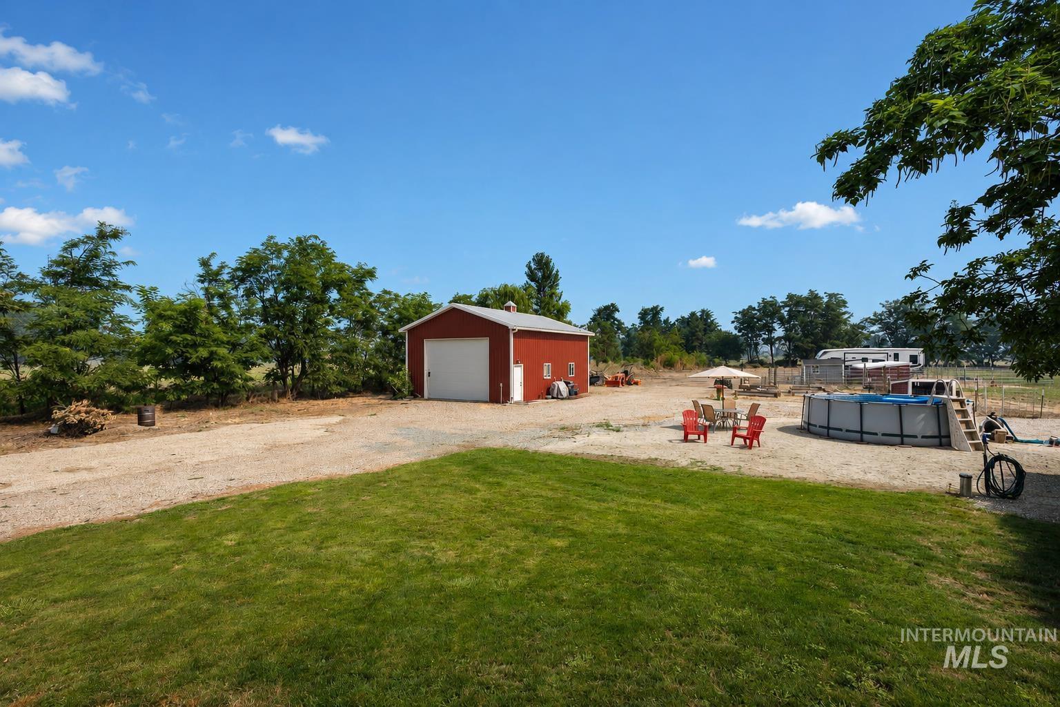 110 E Sales Yard Rd