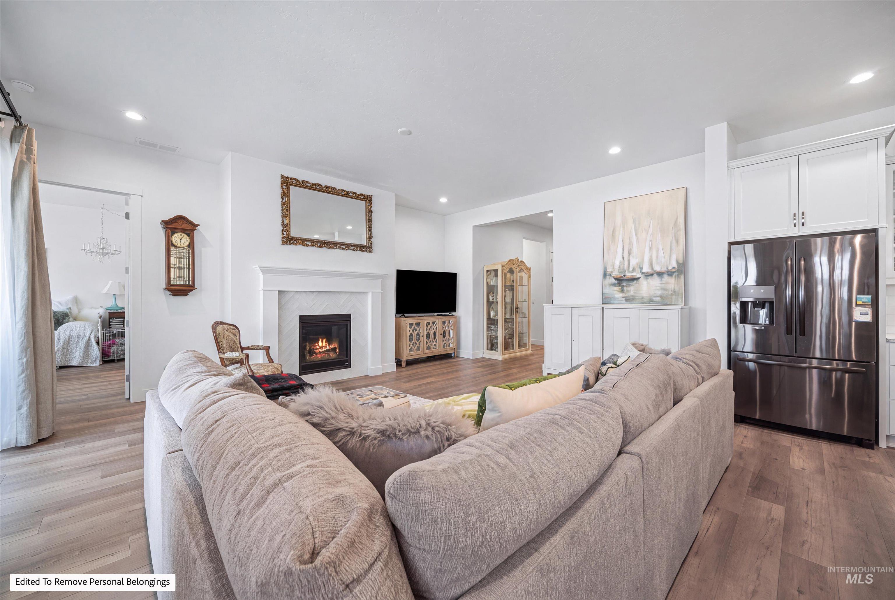 8512 W W Sugar Hill St