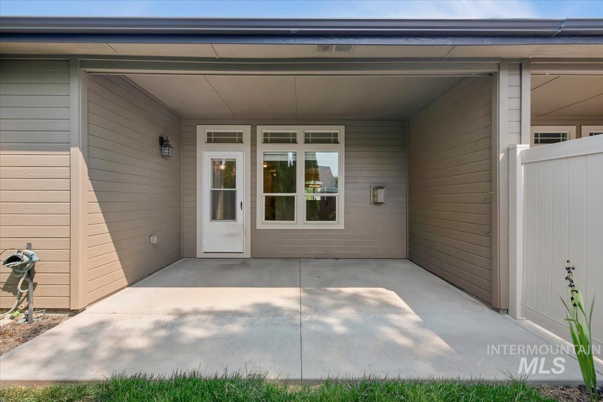 9207 W Steve St