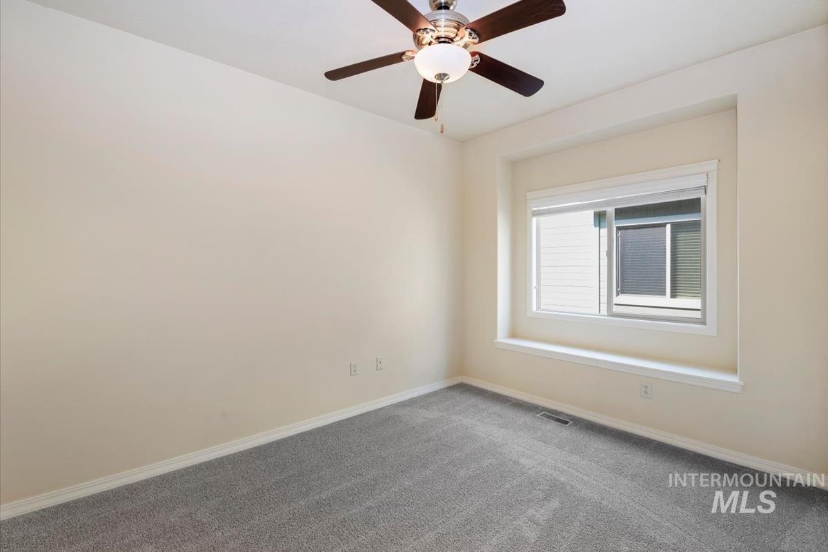 9207 W Steve St