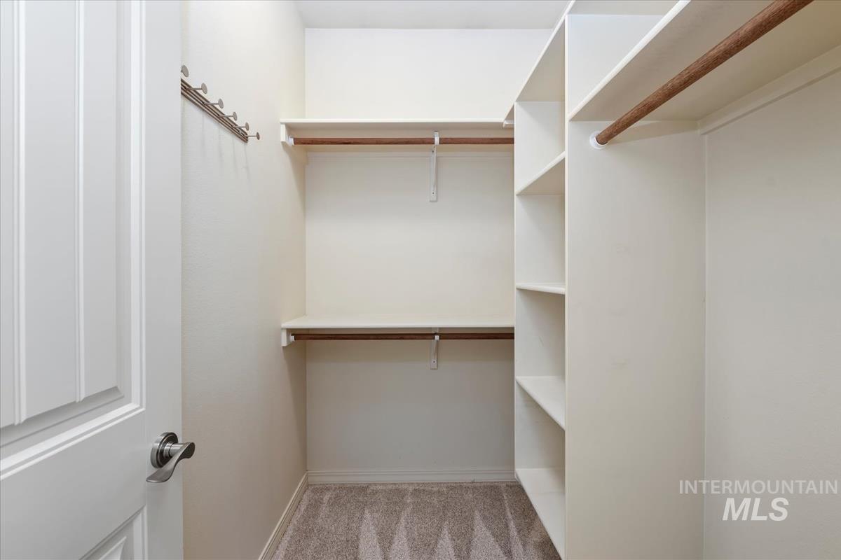 9207 W Steve St