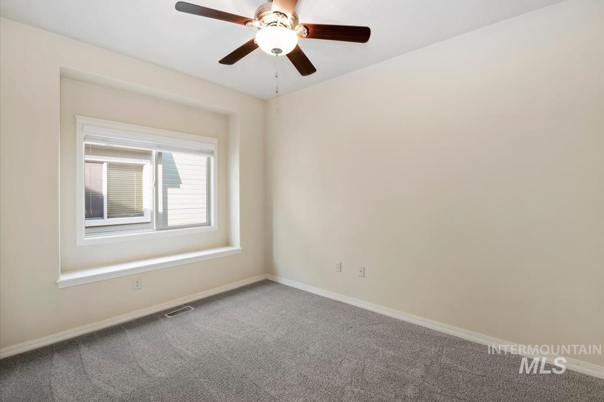 9207 W Steve St