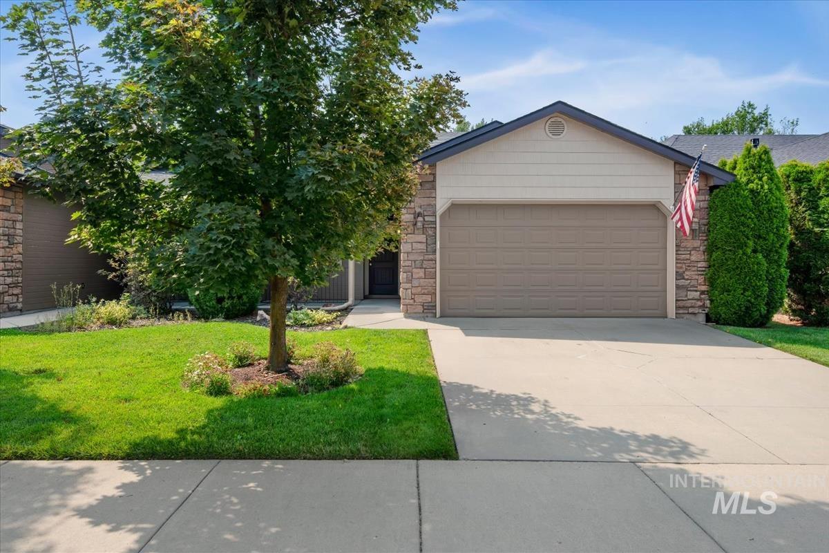 9207 W Steve St