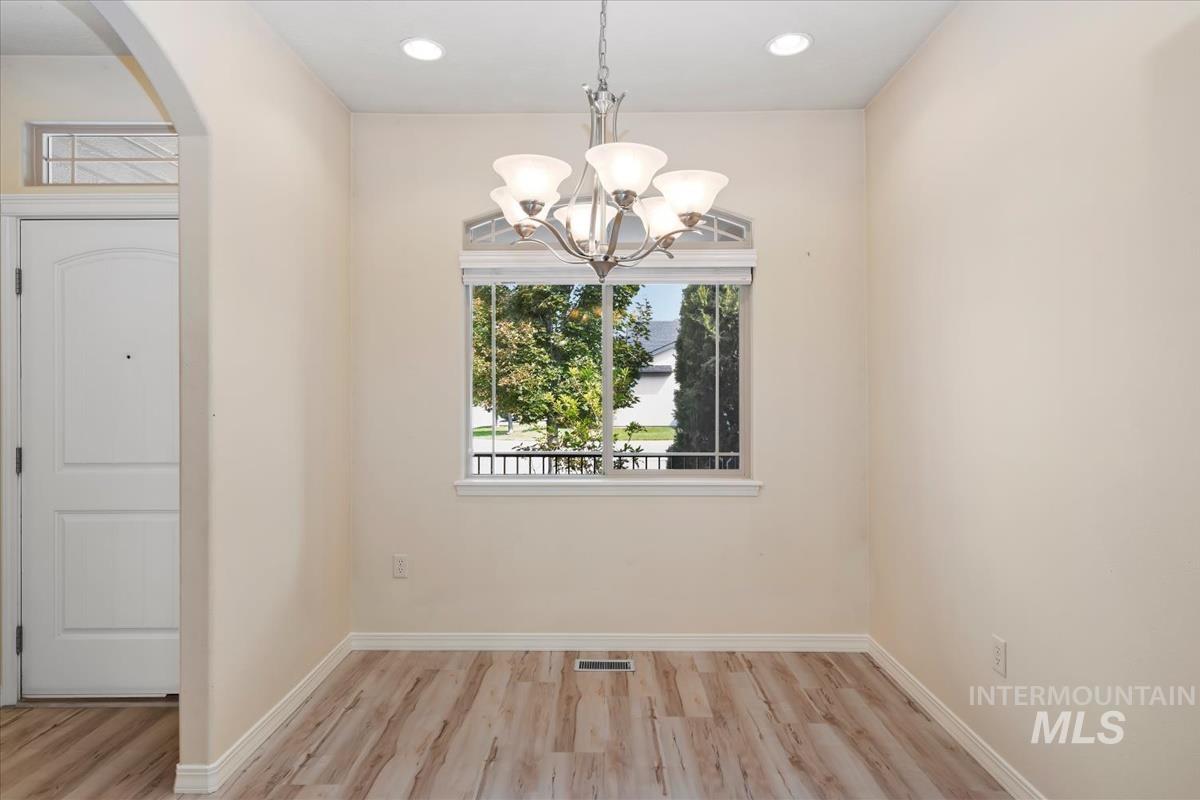 9207 W Steve St
