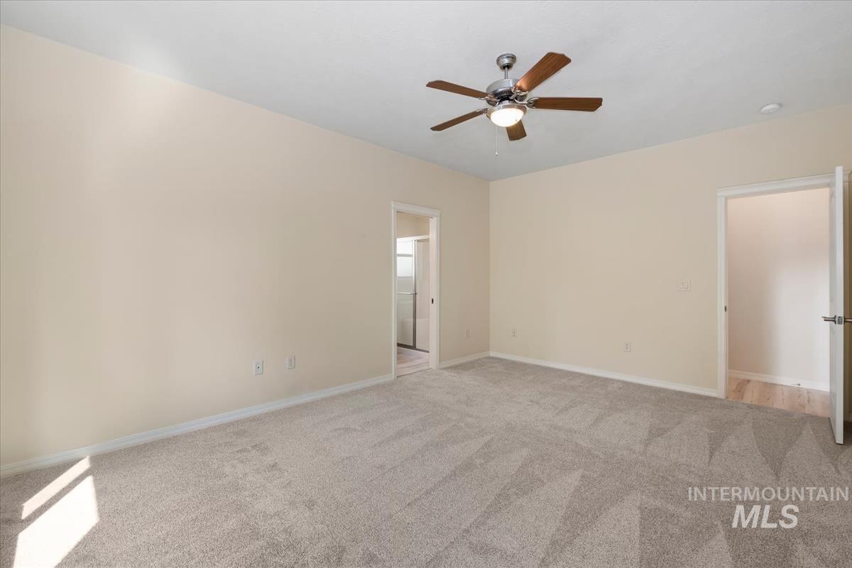 9207 W Steve St