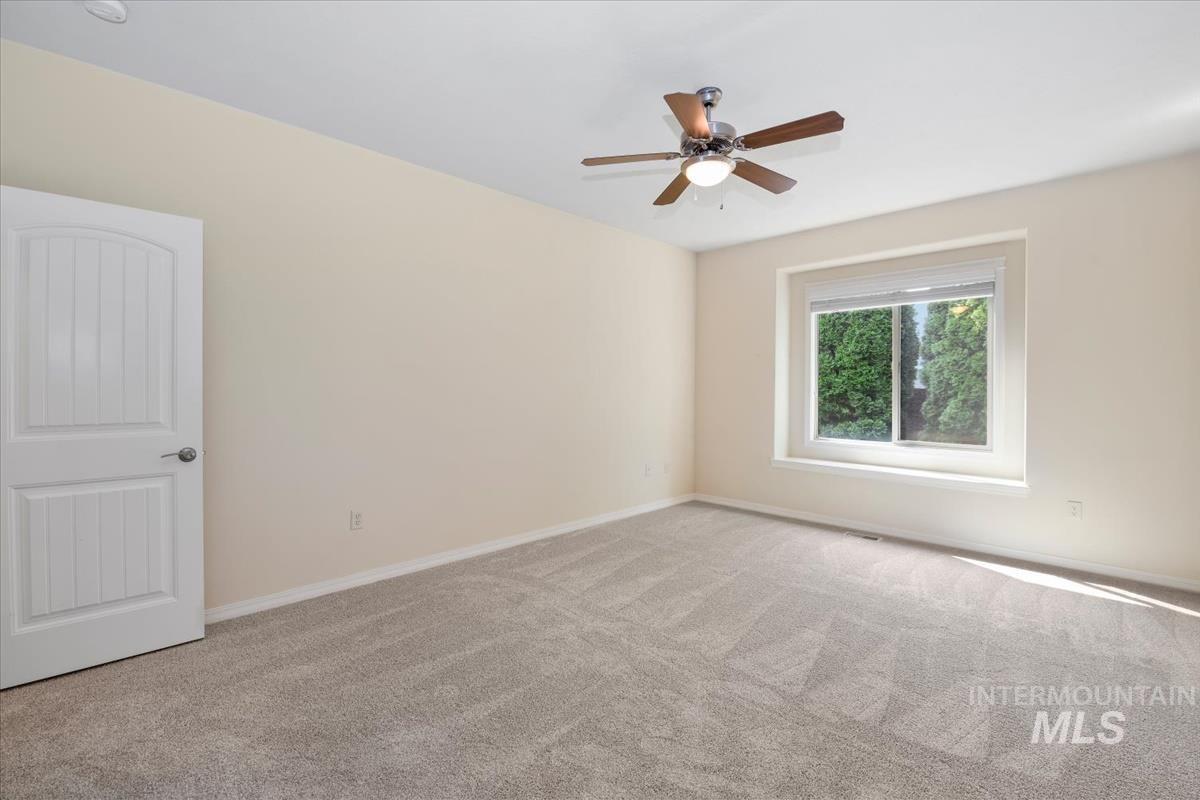 9207 W Steve St