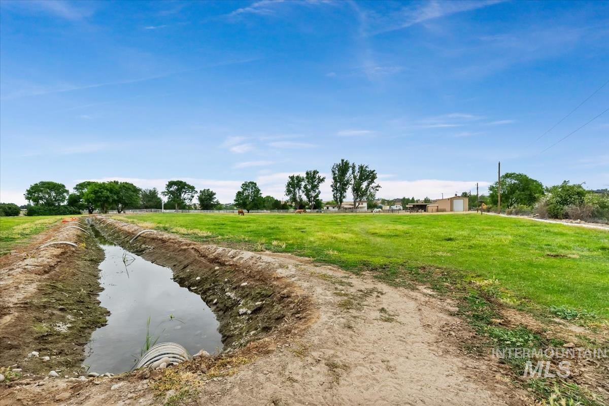 7590 Elko Lane