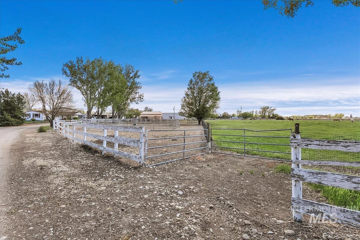 7590 Elko Lane