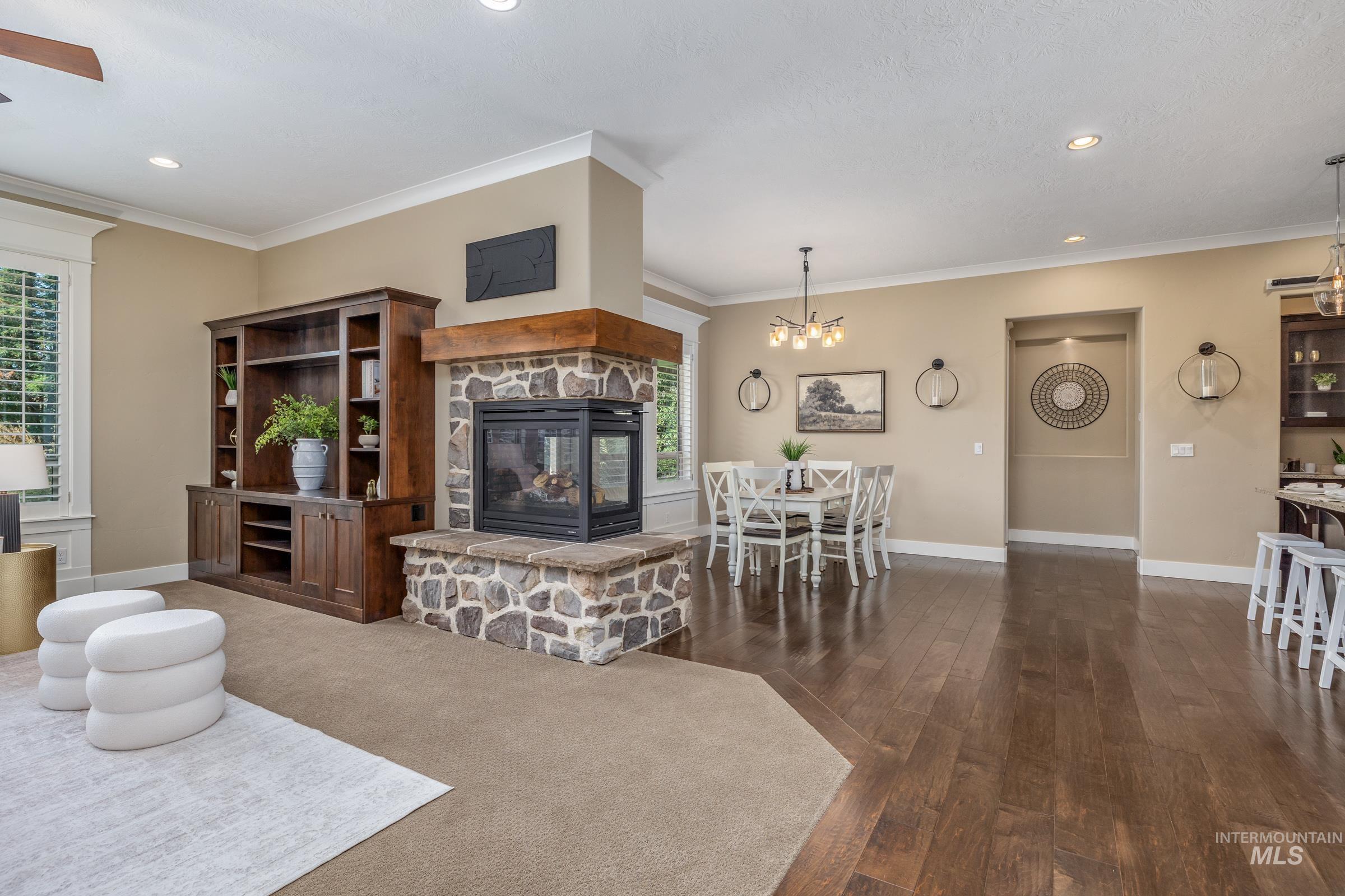 12259 W Seven Lakes Ln