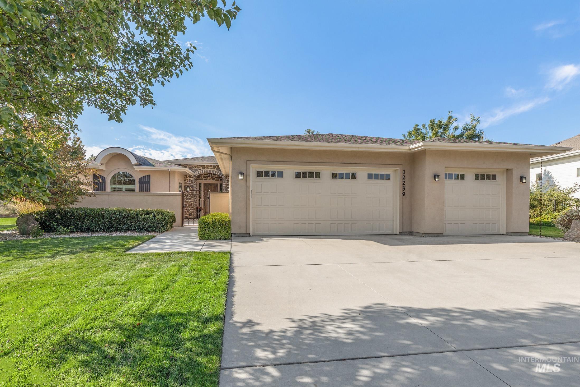 12259 W Seven Lakes Ln