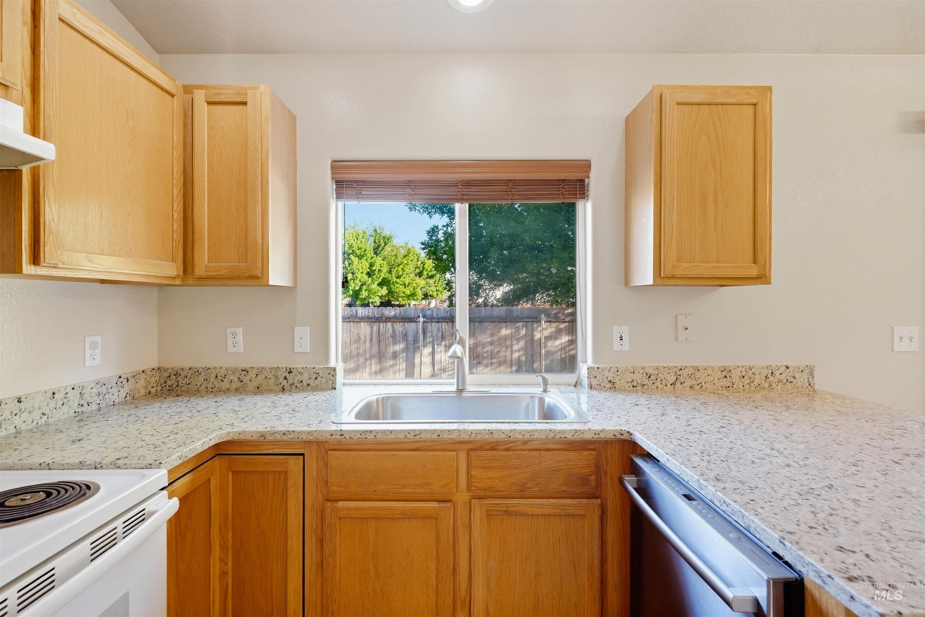 1209 Gold Creek Dr