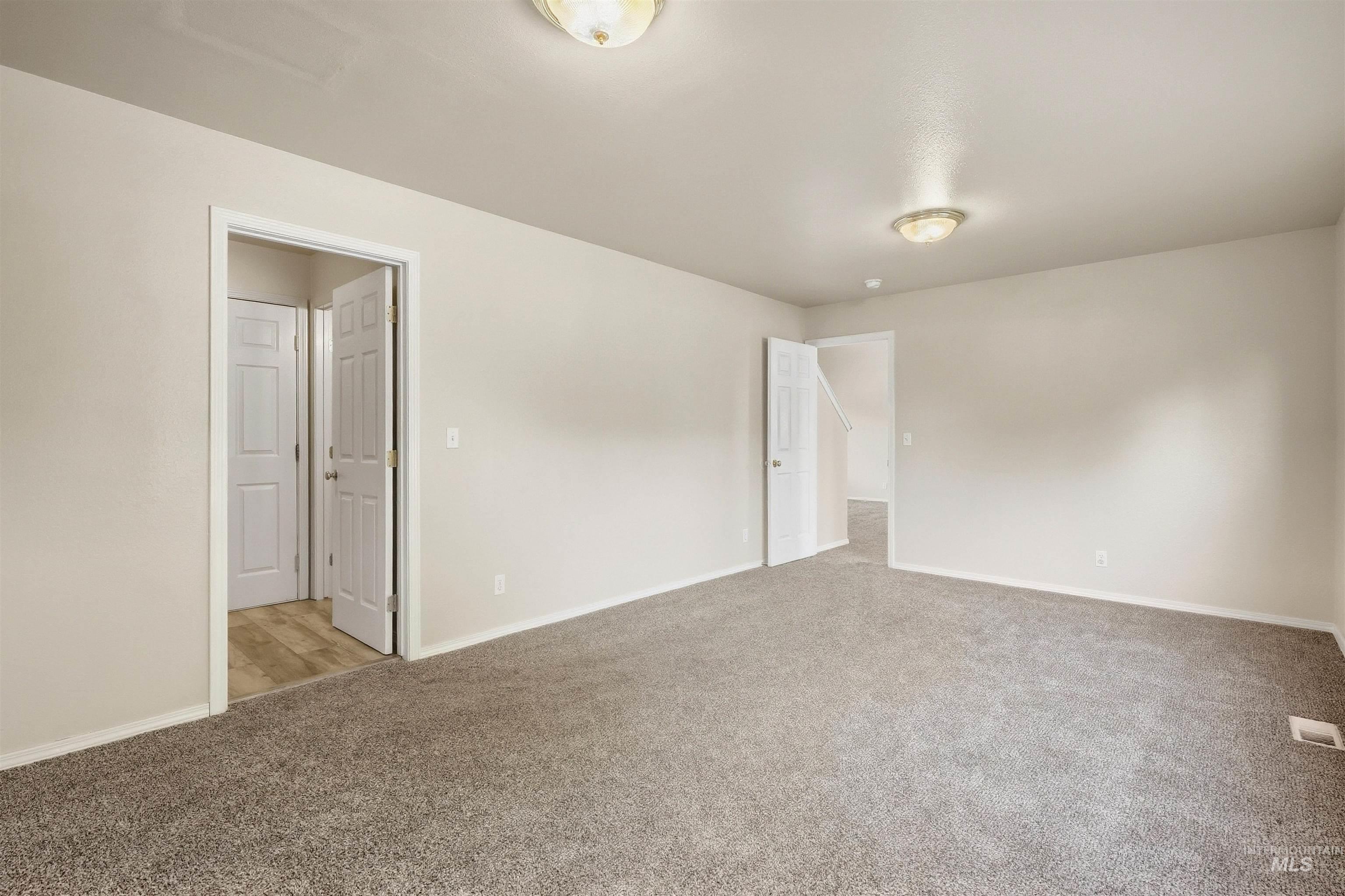 1209 Gold Creek Dr