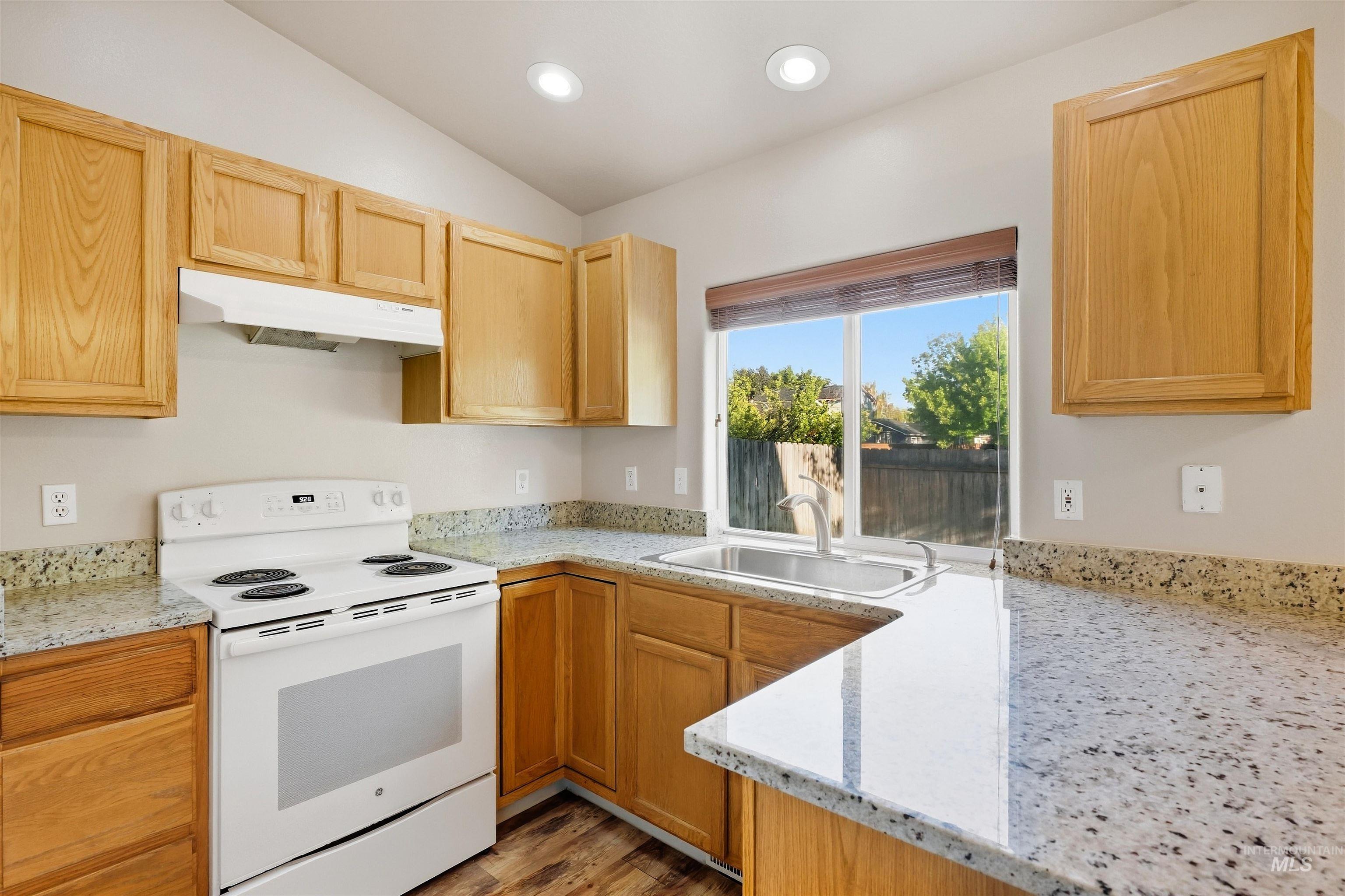 1209 Gold Creek Dr