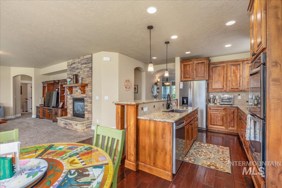 12621 S Carriage Hill Way