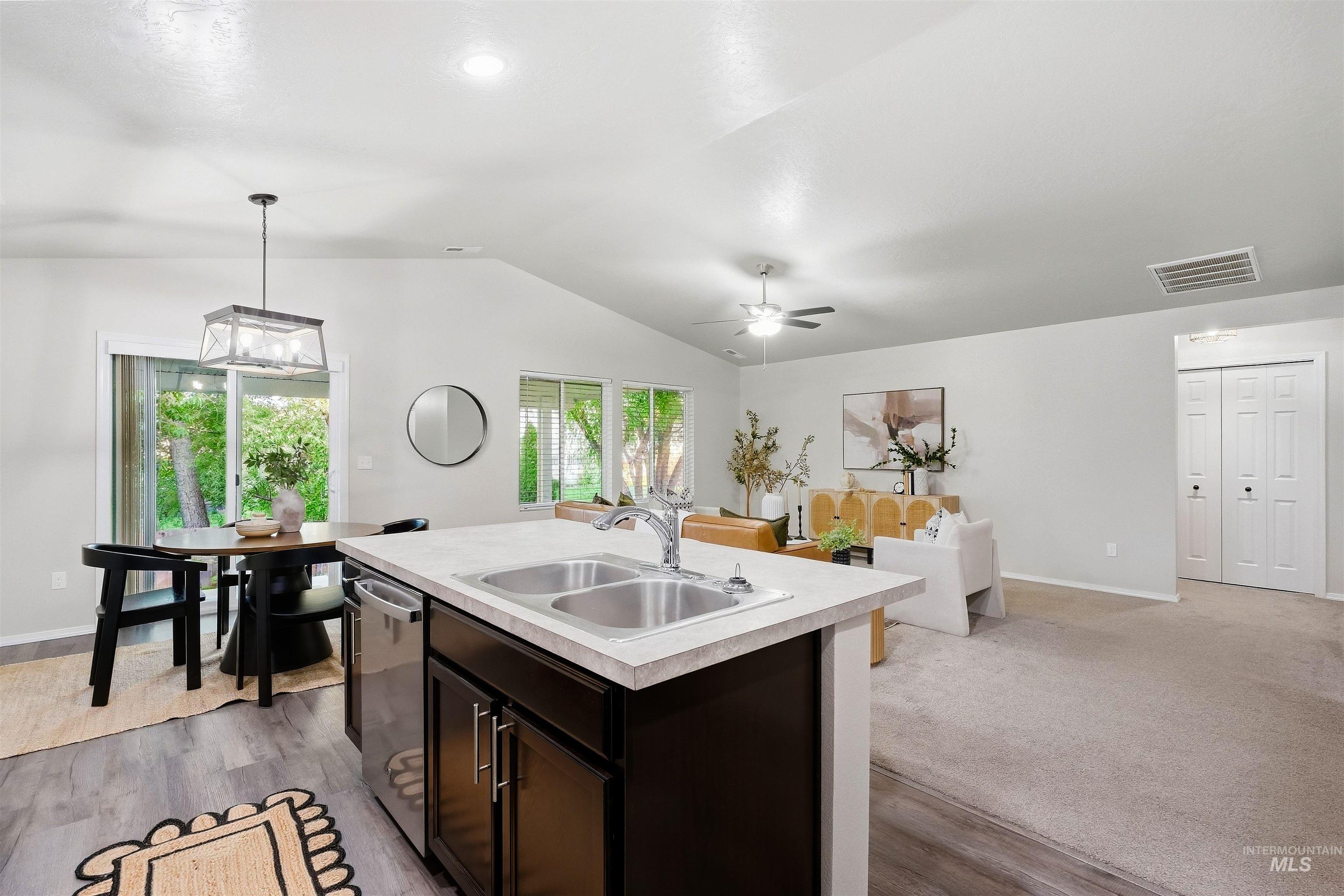 3423 NW 12th Ave