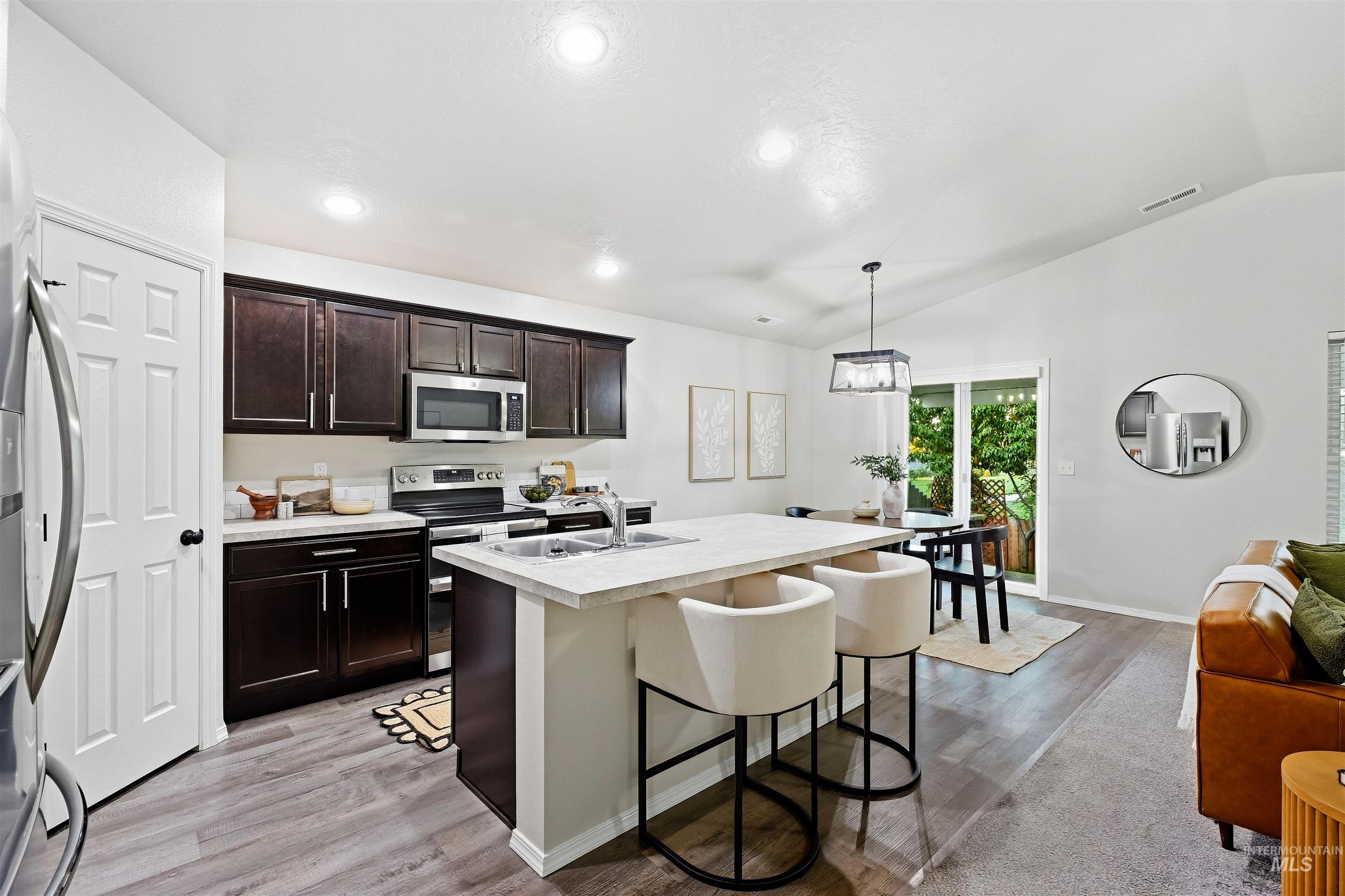 3423 NW 12th Ave