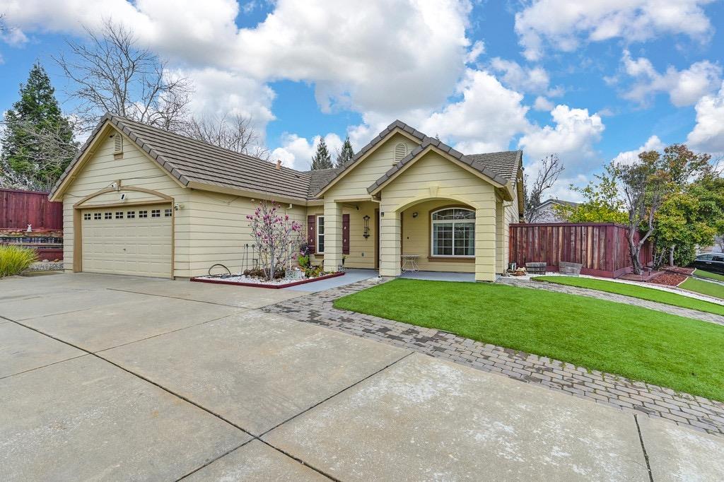 1004 Kirby Court