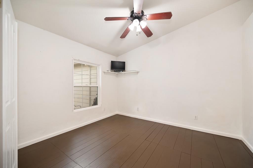 1004 Kirby Court