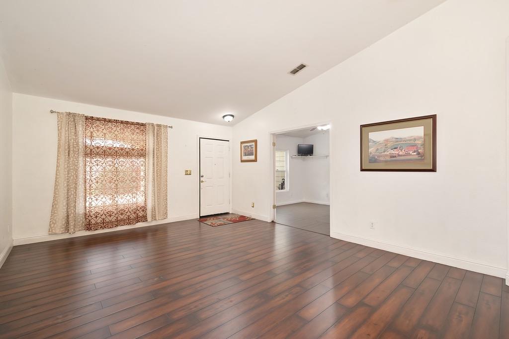 1004 Kirby Court