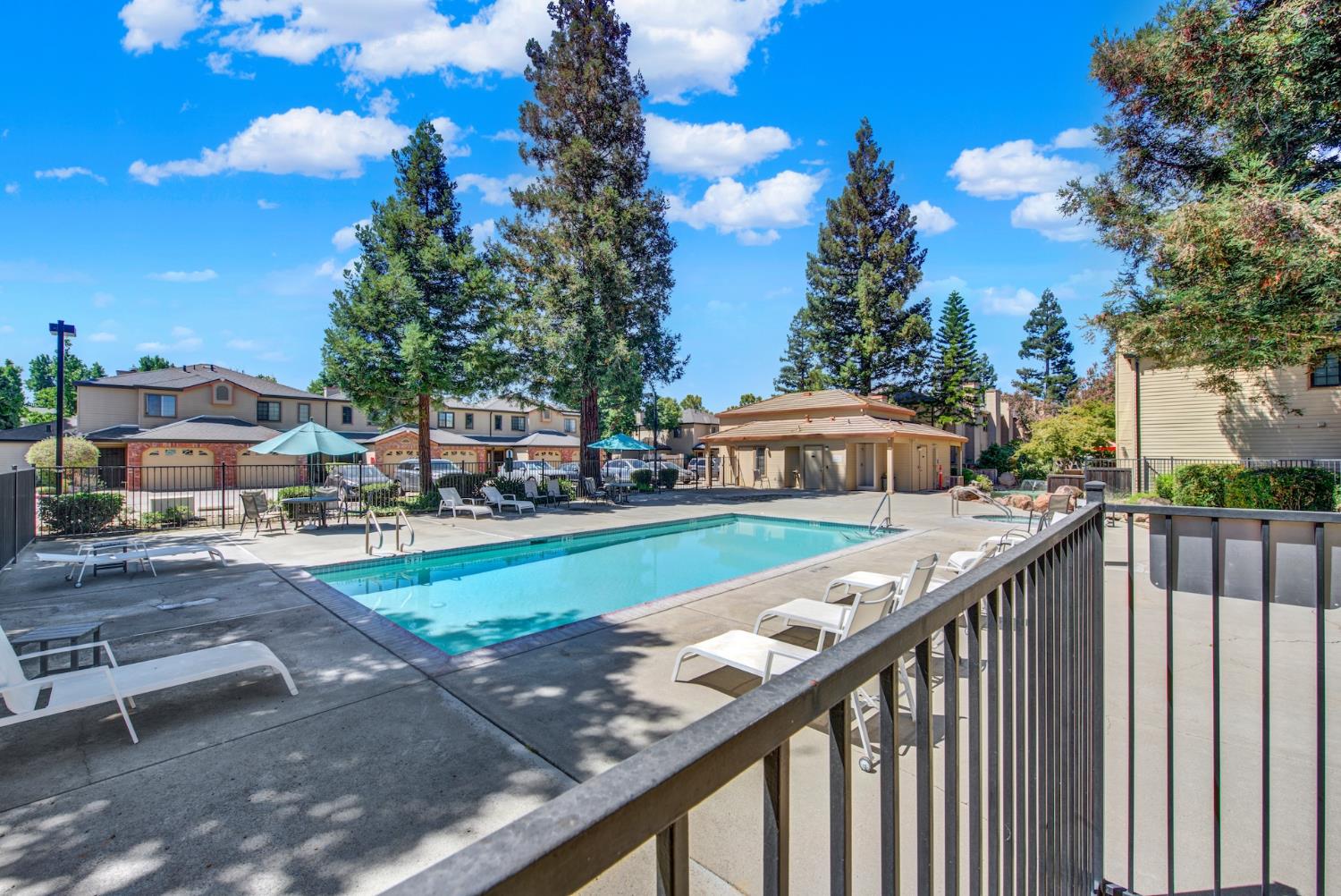 2250 Scarborough Drive Unit: #34