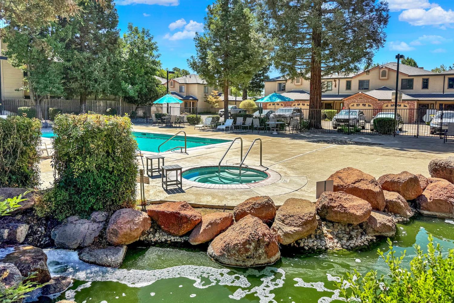 2250 Scarborough Drive Unit: #34