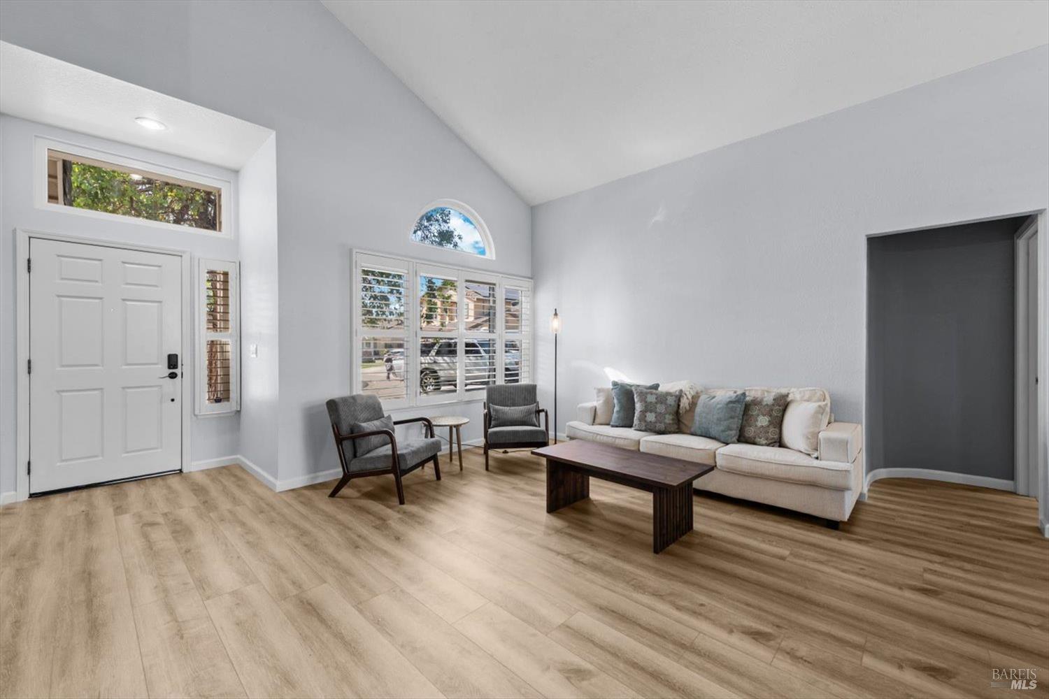 1236 Notre Dame Circle