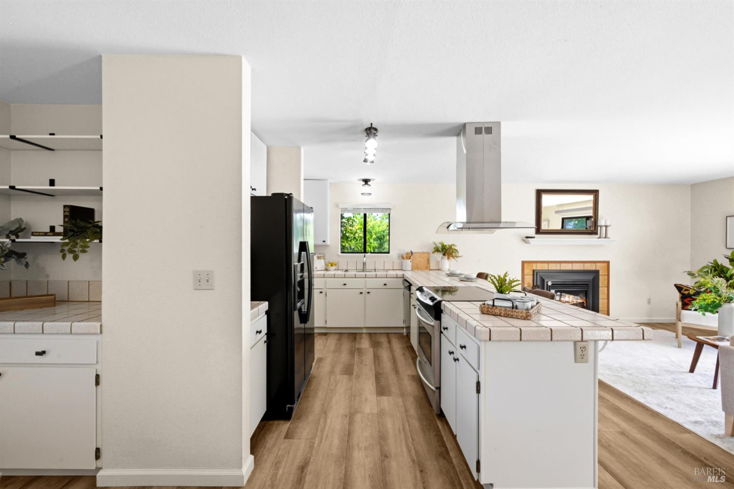 7936 Maverick Lane