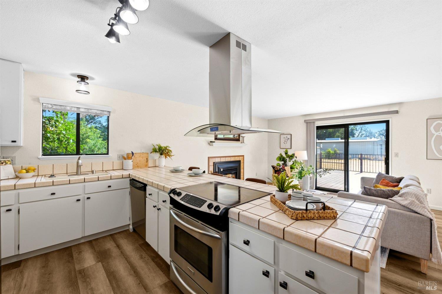 7936 Maverick Lane