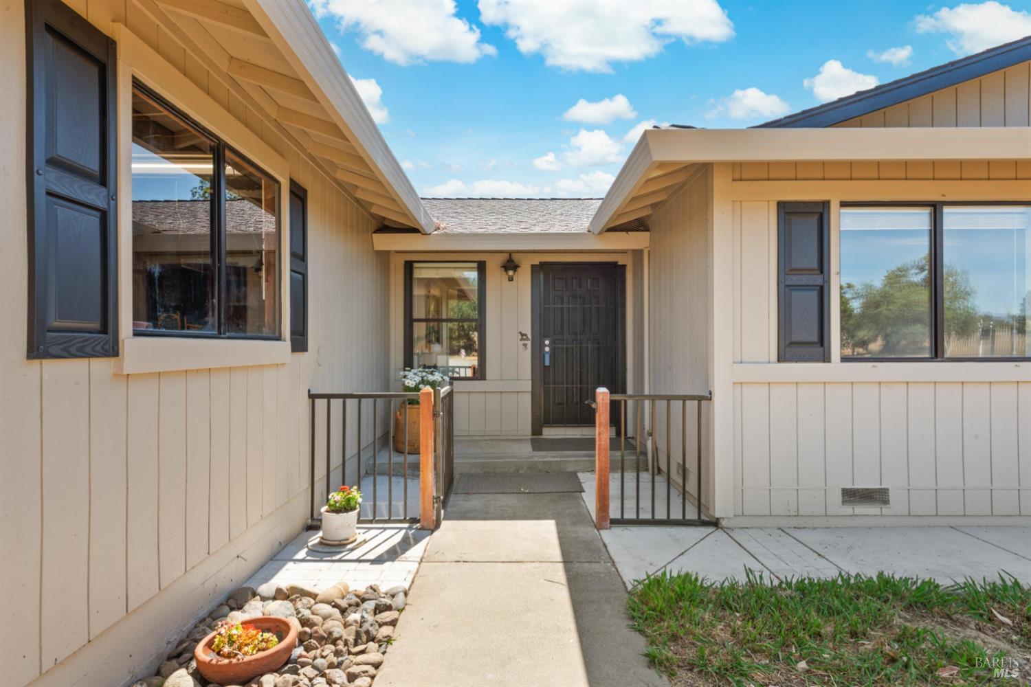 7936 Maverick Lane