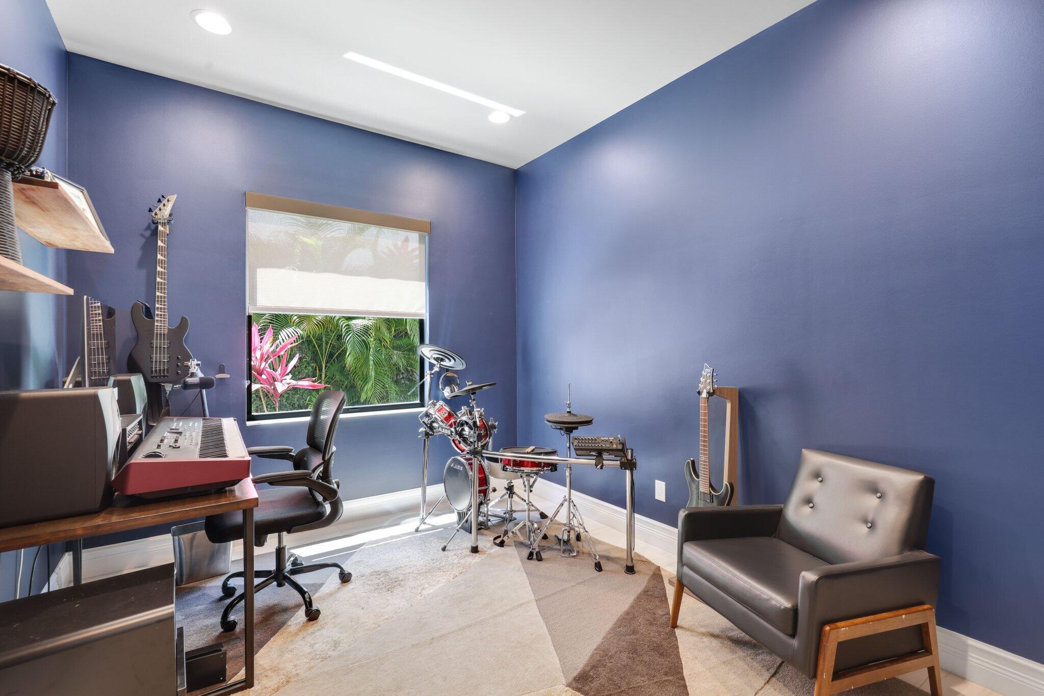 9275 Biaggio Road