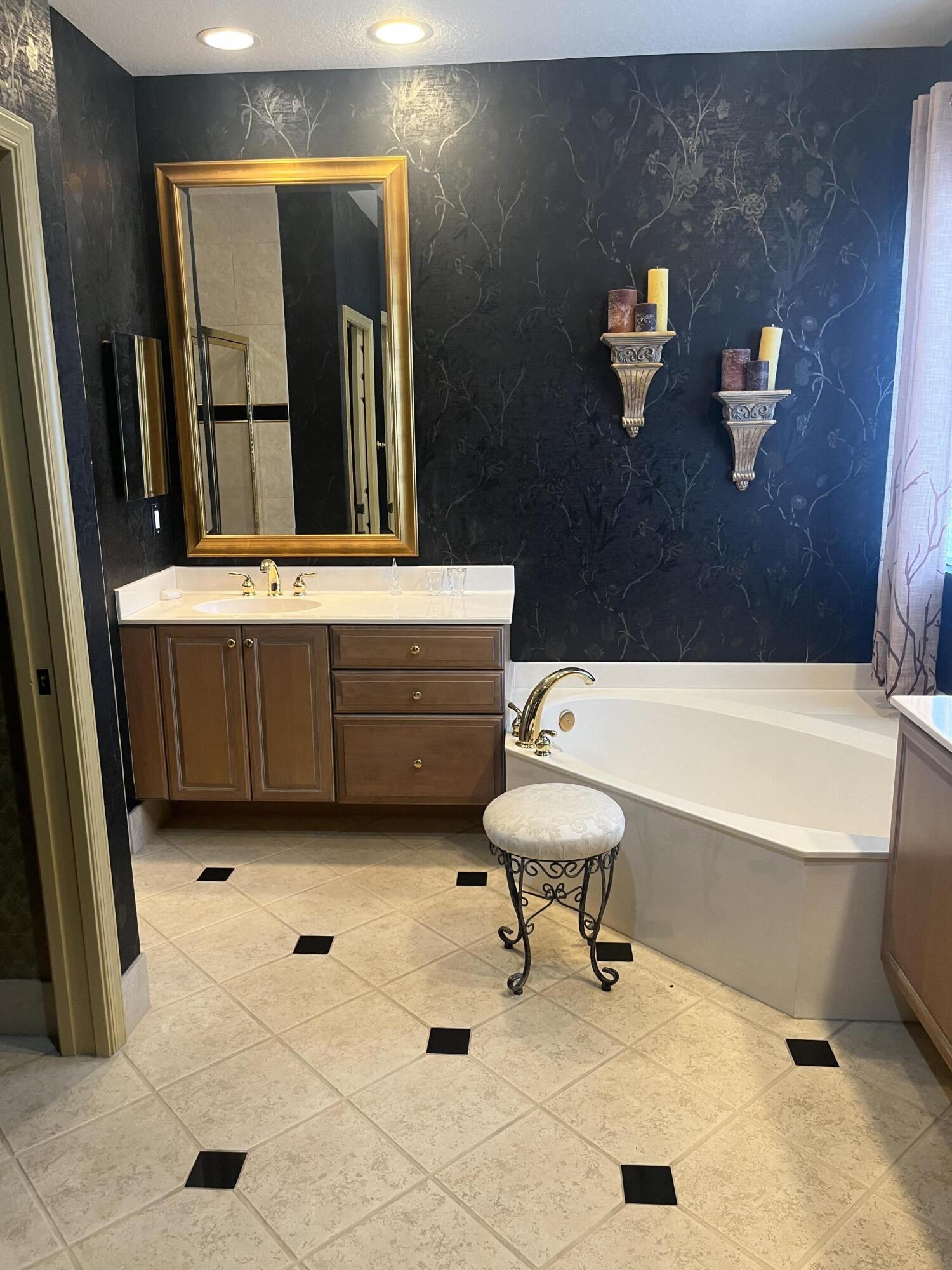 6550 Via Primo Street