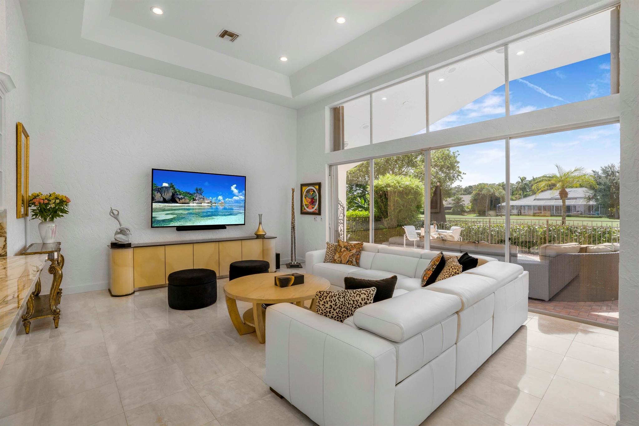 17611 Sealakes Drive