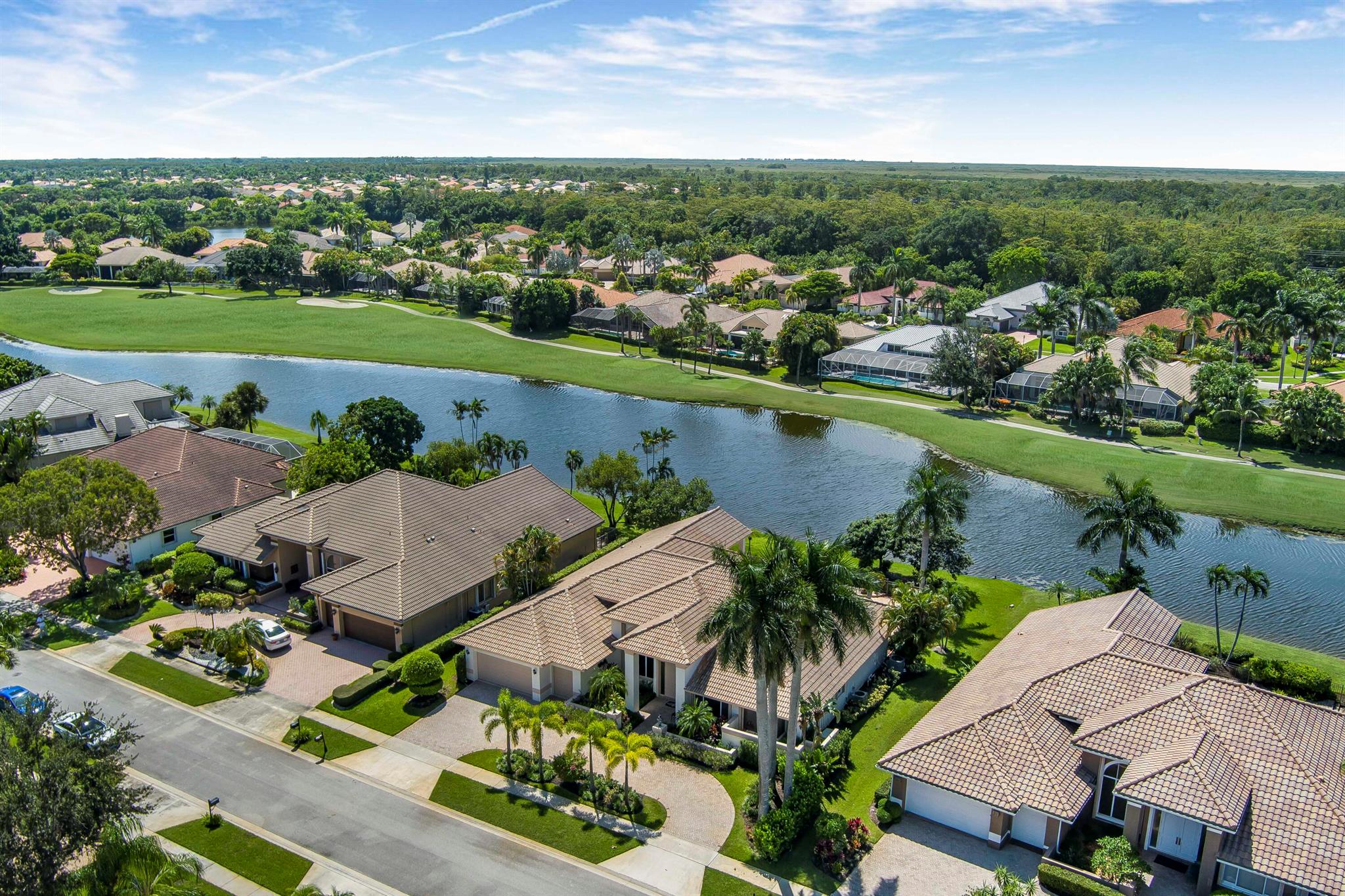 17611 Sealakes Drive