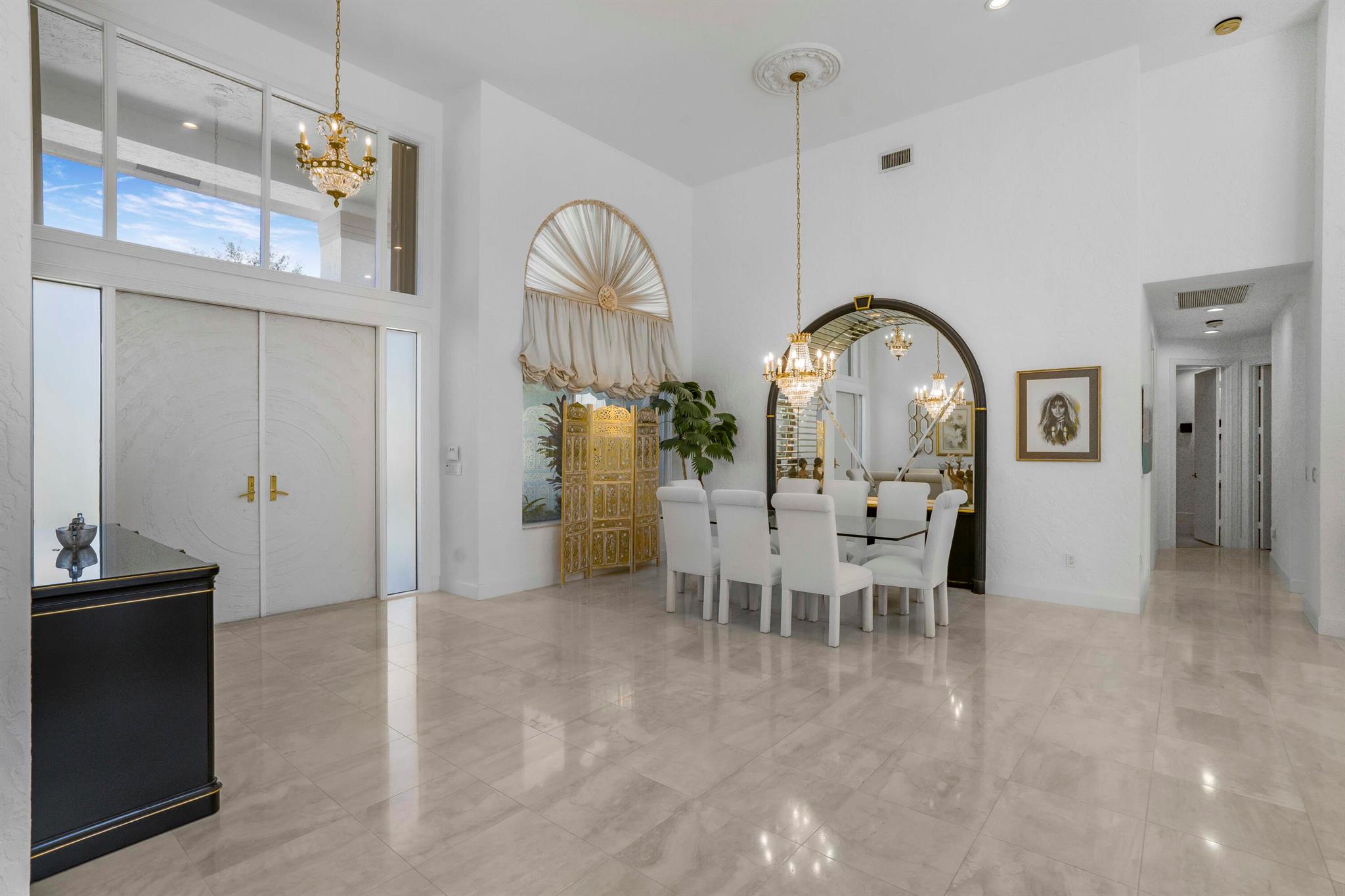 17611 Sealakes Drive