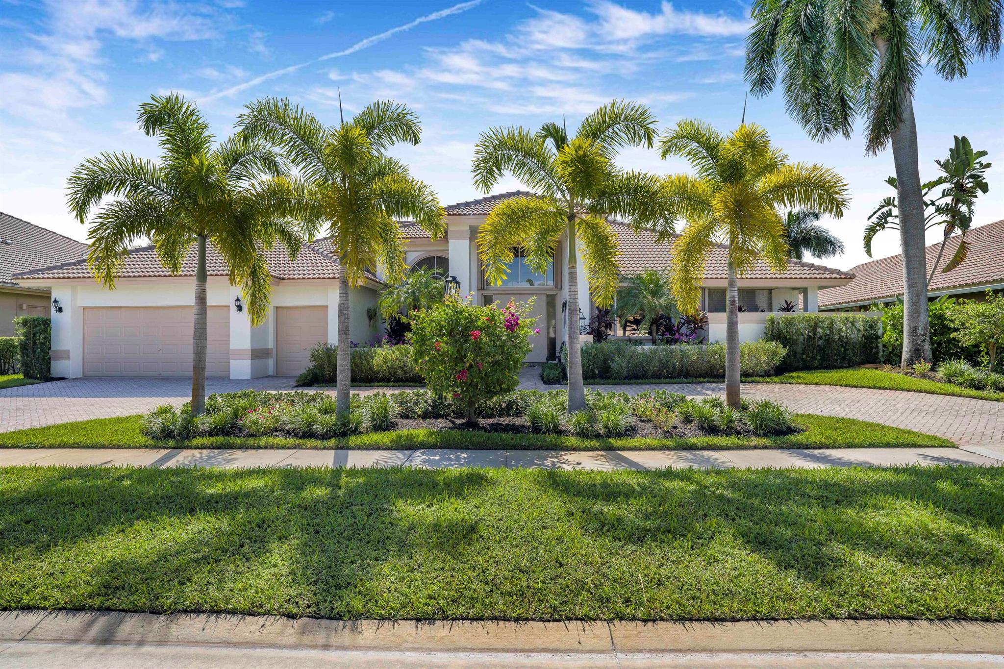 17611 Sealakes Drive