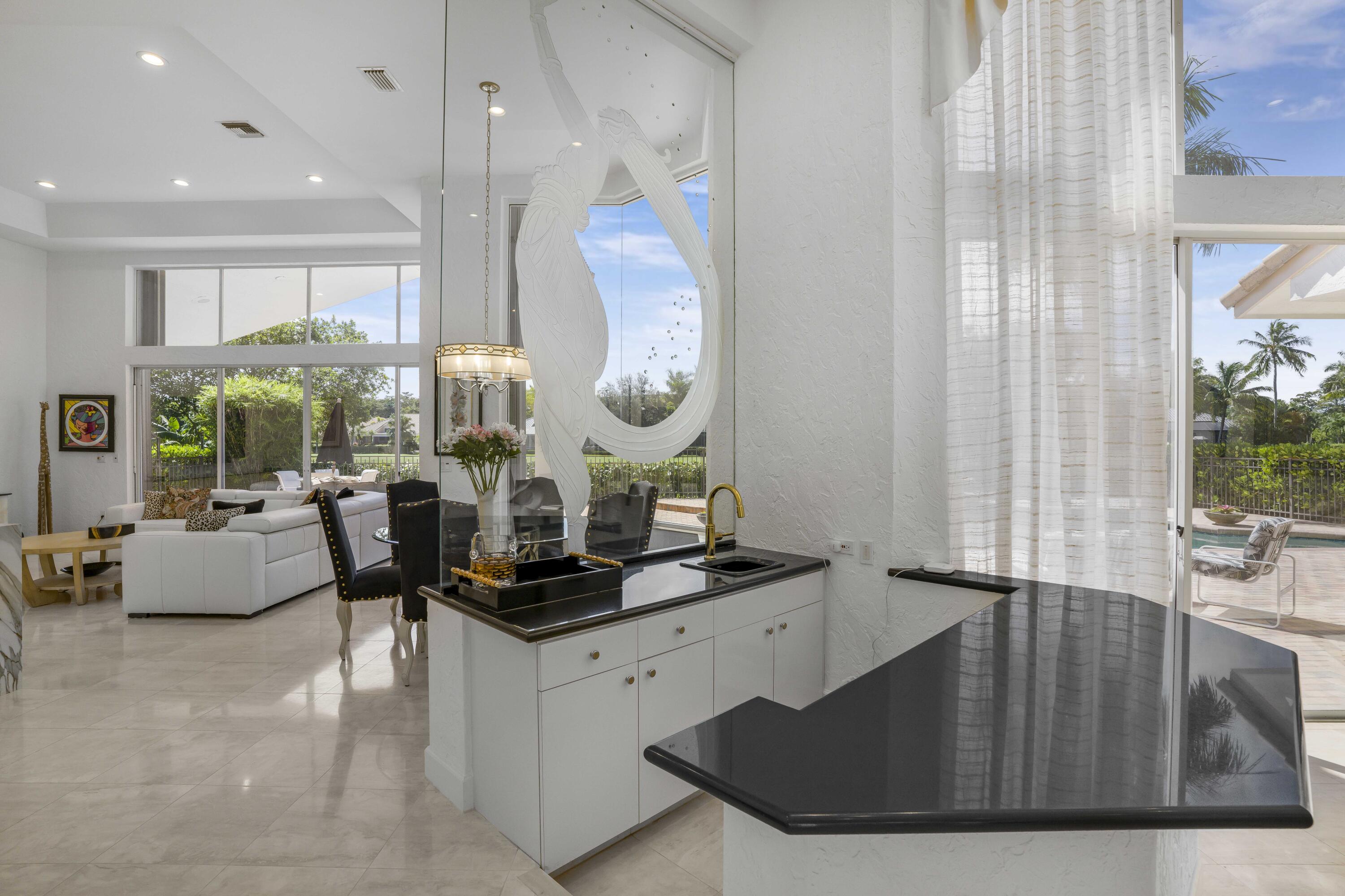 17611 Sealakes Drive