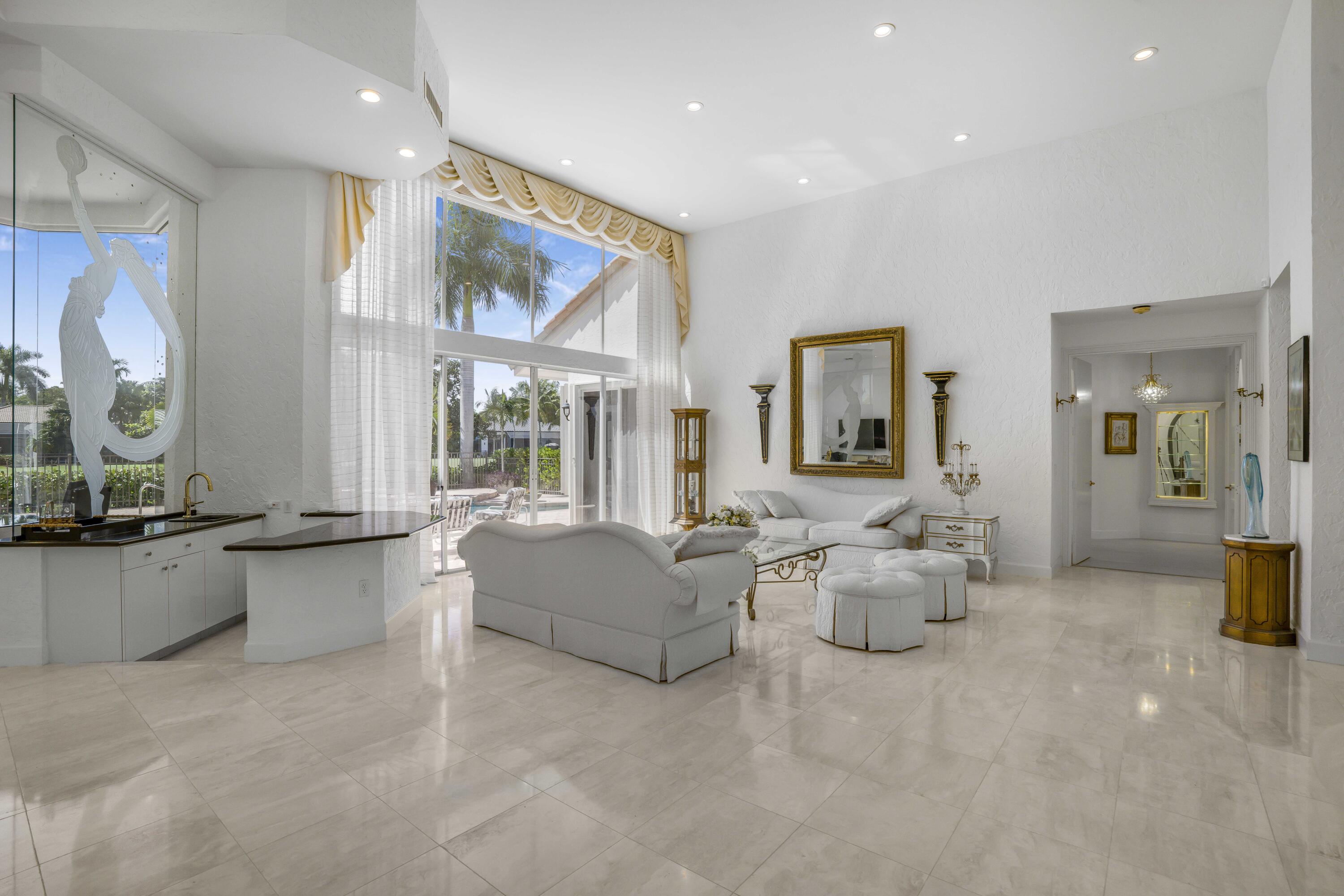 17611 Sealakes Drive