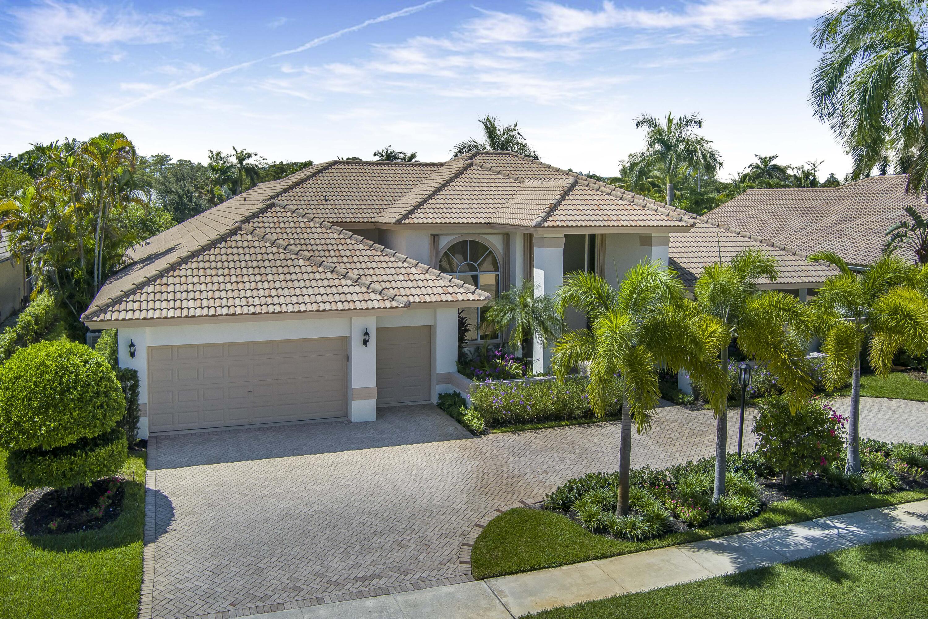 17611 Sealakes Drive