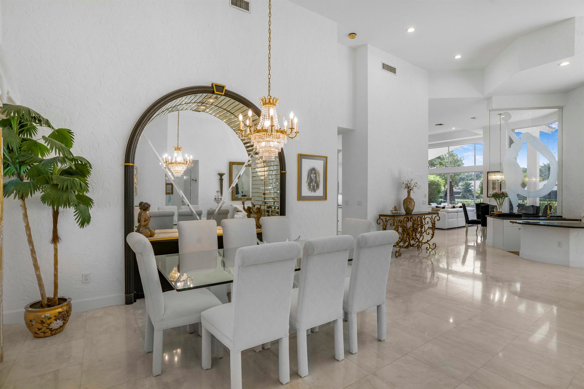 17611 Sealakes Drive