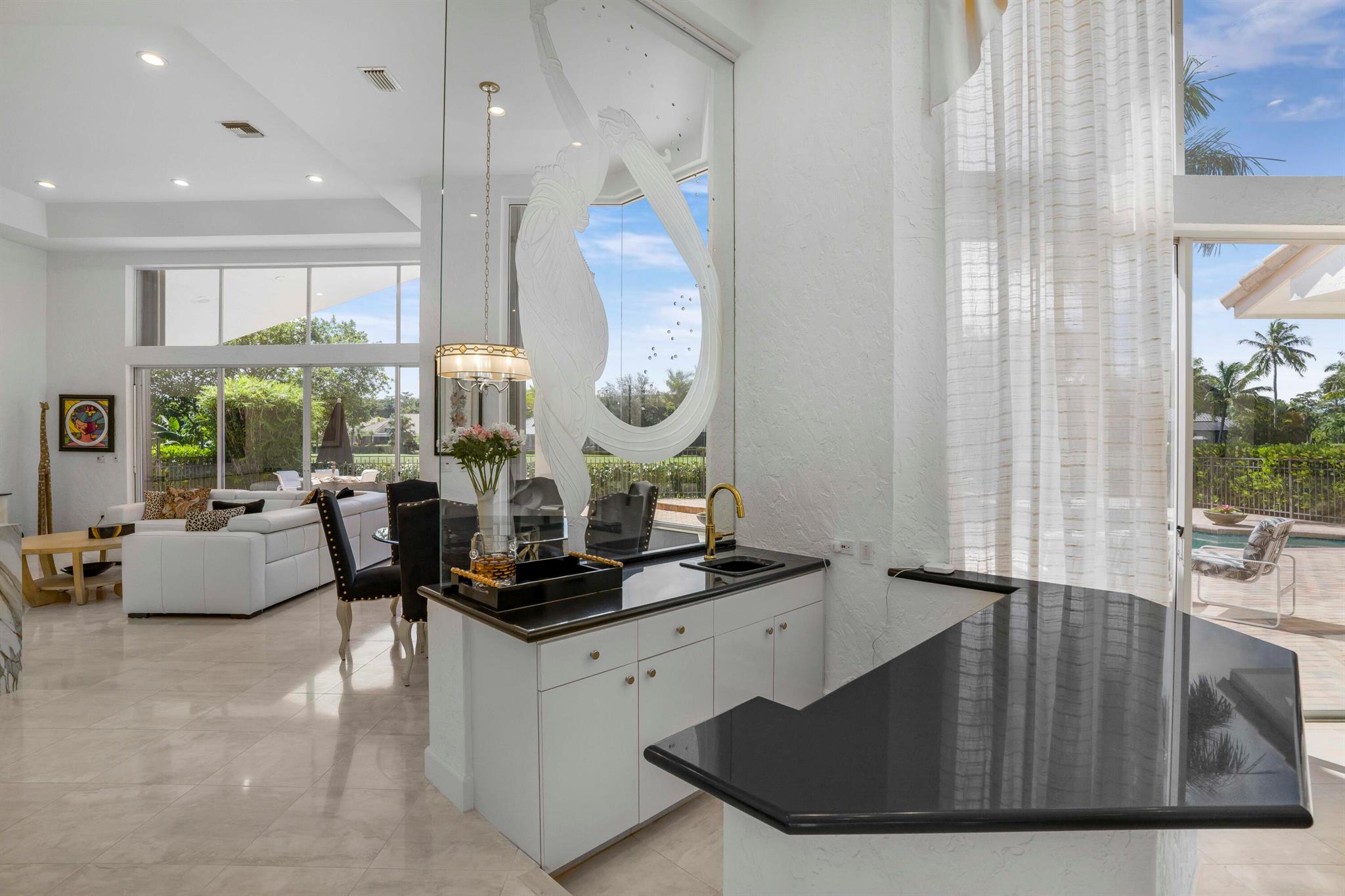 17611 Sealakes Drive