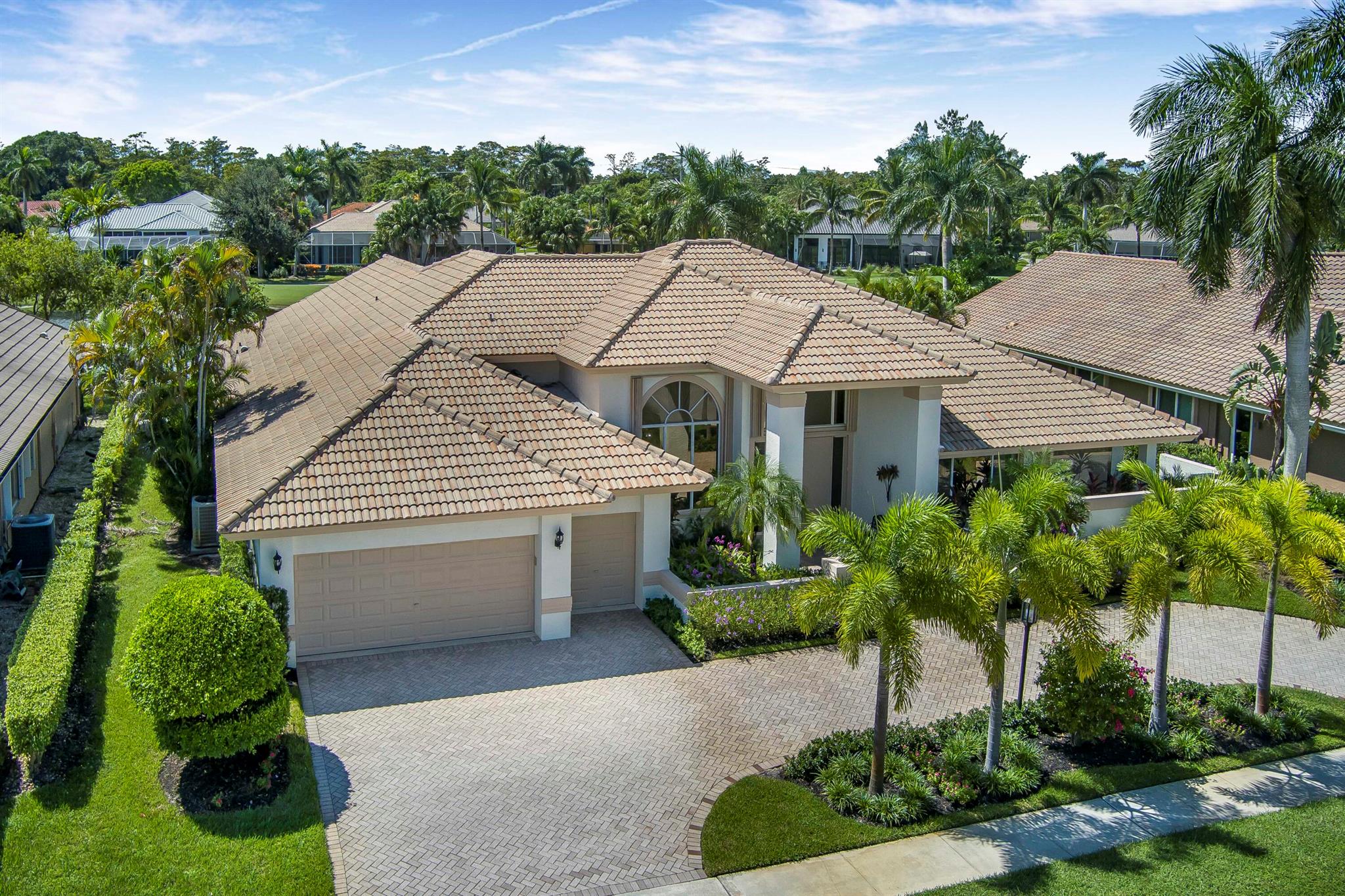 17611 Sealakes Drive